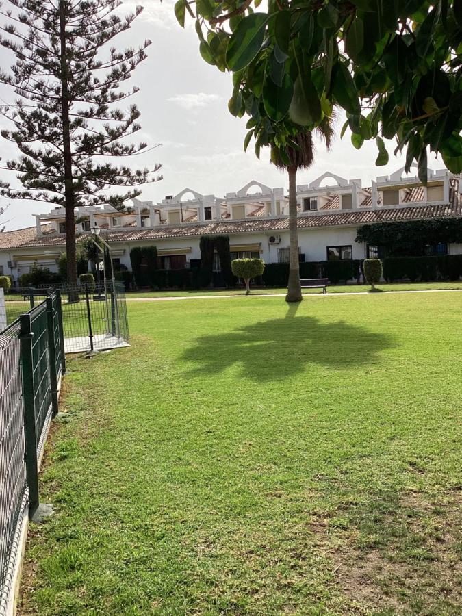 Apartament Sun&beach Apartemen *